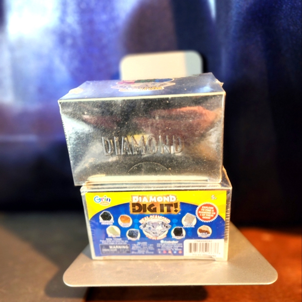 Diamond Dig It Blind Mystery Box 1 in 24 Contains Real Diamond Gift NEW SEALED